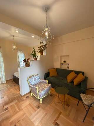 Гостевой дом Sky Guest House Тбилиси Апартаменты с балконом-16