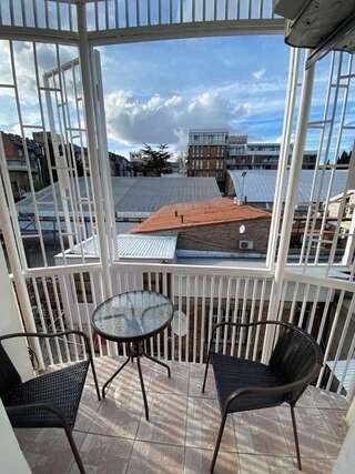 Гостевой дом Sky Guest House Тбилиси Апартаменты с балконом-18
